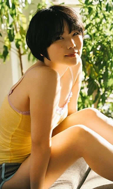 【デジタル限定】すみれch写真集「すみれおふらいん」（全年齢版）より