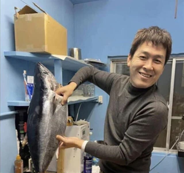 知人の飲食店に用心棒代を要求したとして、2021年に恐喝未遂容疑で逮捕される直前の汪楠