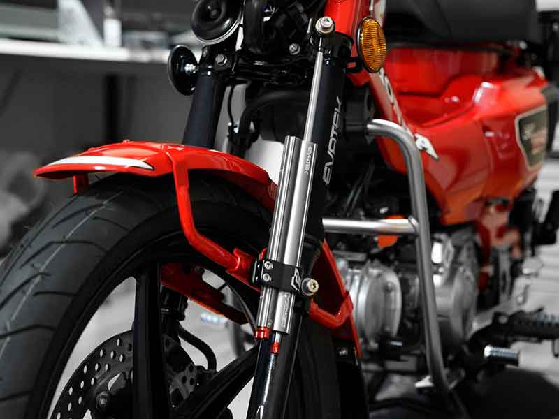 18段階調整可能な高性能ダンパー採用/CT125 ハンターカブ用「EVATEK × PROFENDER フロントフォークダンパーキット」が発売! 記事1