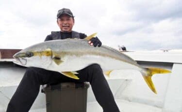 「強風予報を覆す大金星！」玄界灘のキャスティングゲームで16.8kgのデカマサ出現