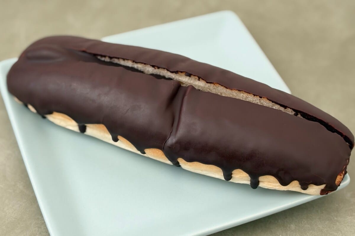 甘さのダブルパンチが幸せすぎる~!!【ファミマ】の新作ふんわりパン