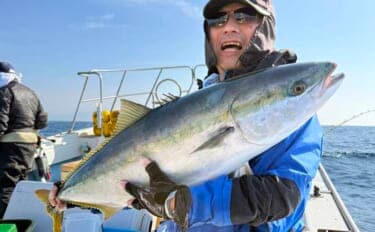 【沖釣り釣果速報】12kgブリ登場!泳がせ釣りで大物連発の響灘(福岡)