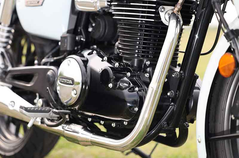 SP忠男からホンダ GB350C用「POWERBOXナローパイプ」が発売! 記事2