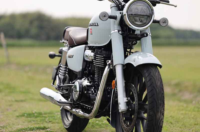 SP忠男からホンダ GB350C用「POWERBOXナローパイプ」が発売! 記事5