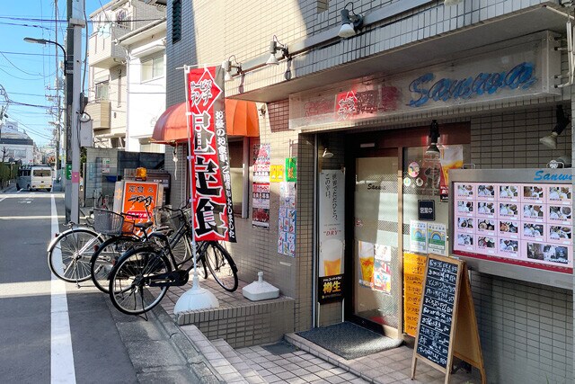 カオス感漂う外観