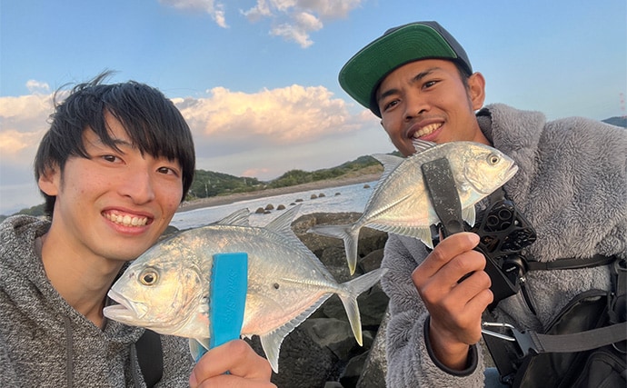 秋のメッキゲームで良型が入れ食い！【和歌山・南紀白浜】ミノー＆ボトムワインドに好反応