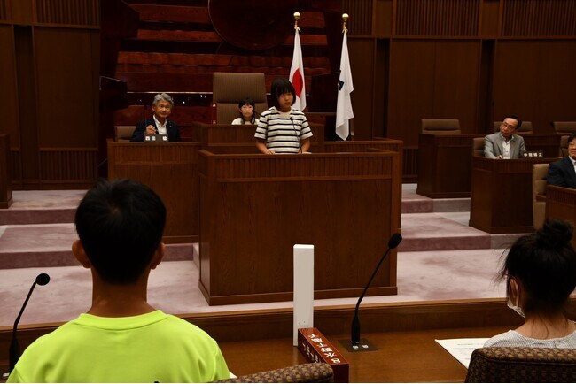 高山市議会でのお仕事体験の様子 高山市議会でのお仕事体験の様子