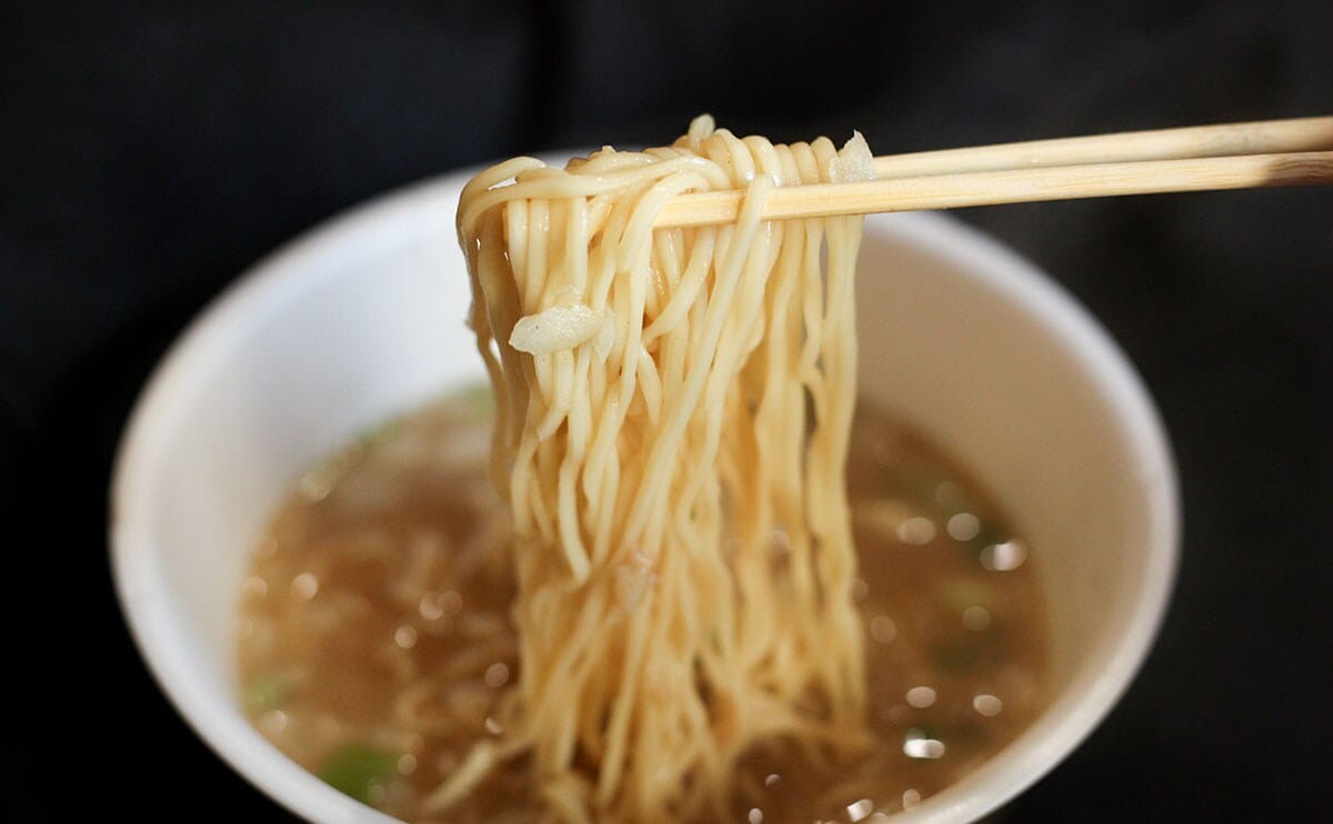 さすが【マルちゃん】。「うますぎる」と評判の『カップ麺』を食べてみた