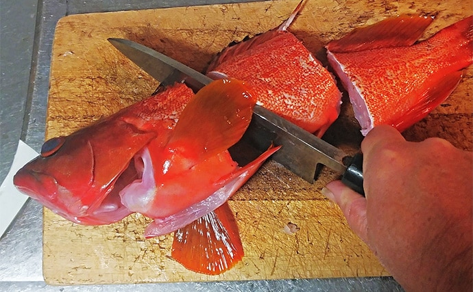 釣魚で作る「フレンチ風」レシピ：アカハタのブイヤベース　セロリがアクセント