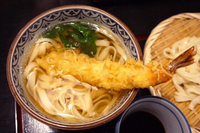 迫力満点の海老天