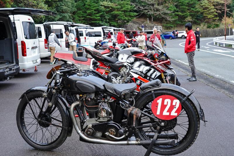 伊勢志摩スカイライン貸切「クラシック&スペシャルバイク走行撮影会」を6月1日(日)おかげ参りツーリングラリー2025のスペシャルイベントとして開催いたします