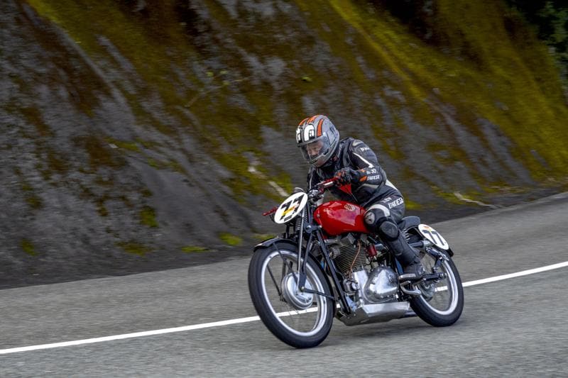 伊勢志摩スカイライン貸切「クラシック&スペシャルバイク走行撮影会」を6月1日(日)おかげ参りツーリングラリー2025のスペシャルイベントとして開催いたします