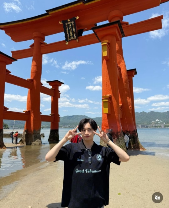 Instagram:中島健人(@kento.nakajima_313)より