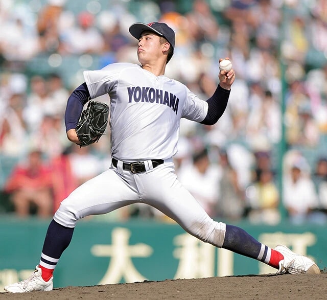 奥村頼人（おくむら らいと）【横浜高】甲子園を沸かせたスター左腕