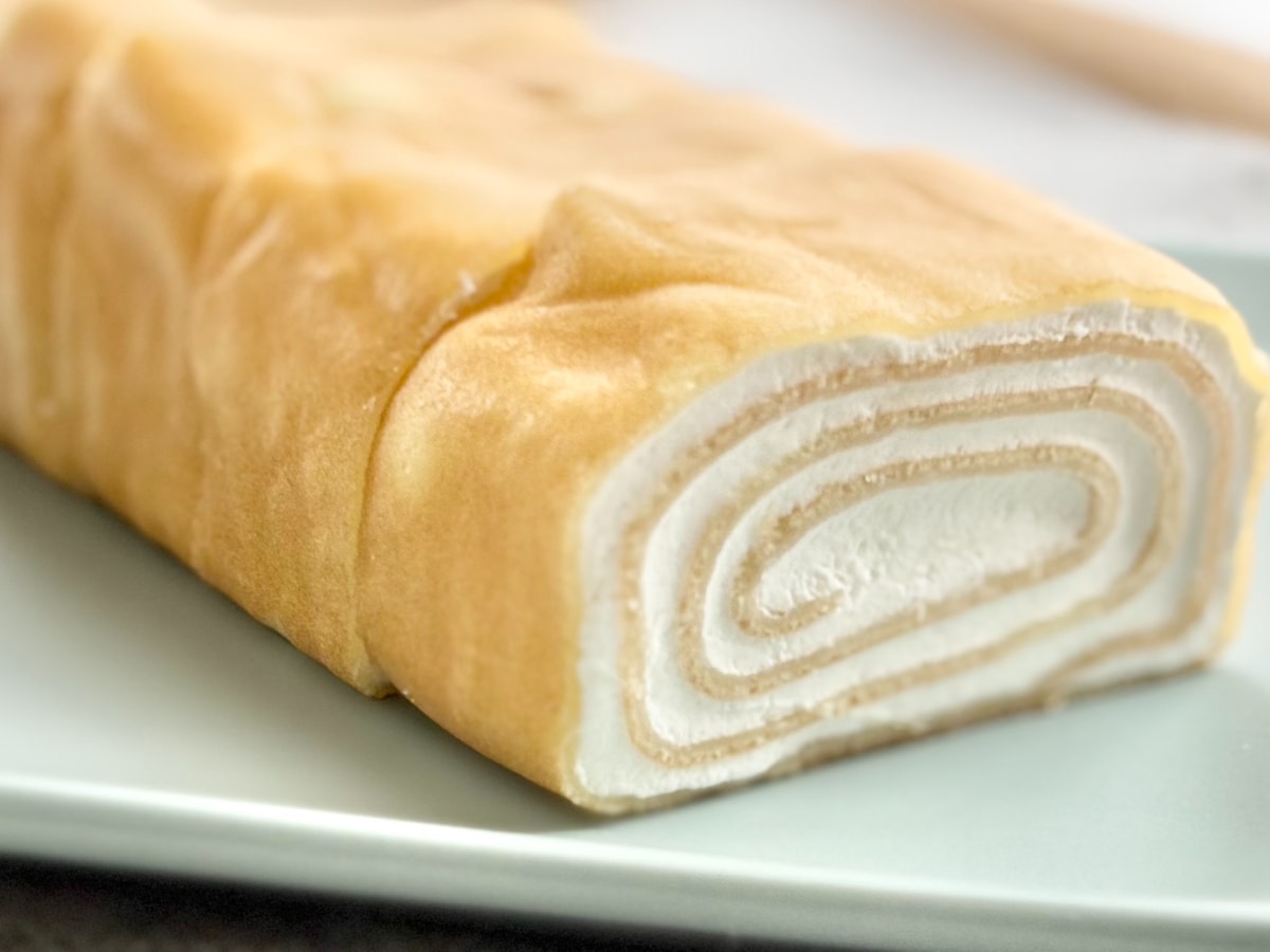 クリーム好きは要チェック！【セブン】一口サイズのスイーツを食べてみた