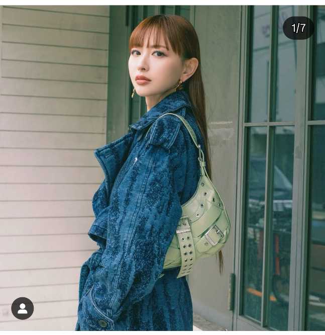 Instagram:鈴木えみ(@emisuzuki_official)より