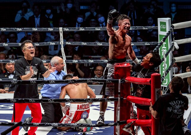 昨年2月24日のWBA世界バンタム級初防衛戦。9ラウンドに強敵ジェルウィン・アンカハスに右ボディ一閃、TKO勝利を飾った。井上拓真が王座に返り咲くか、注目が集まる