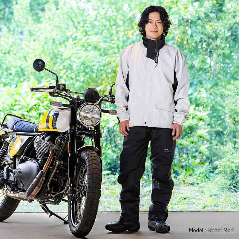 バッグを背負ったまま着られる「デュアルテックス3レイヤーBIBレインスーツ」がラフアンドロードから発売（動画あり） 記事2
