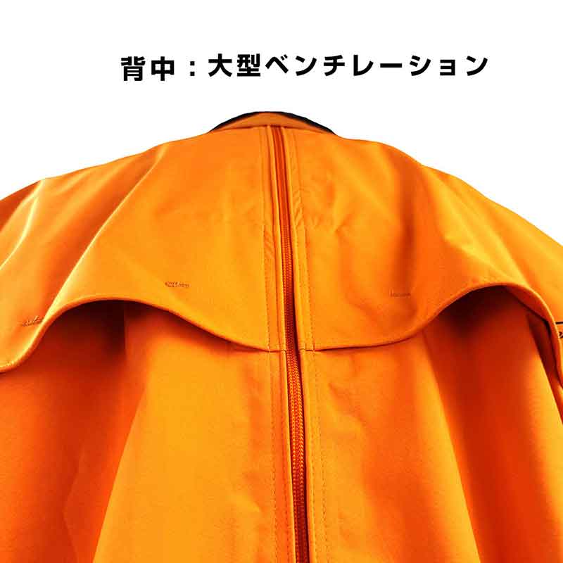 バッグを背負ったまま着られる「デュアルテックス3レイヤーBIBレインスーツ」がラフアンドロードから発売（動画あり） 記事5