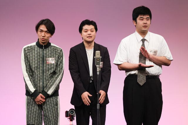 川﨑（左）ケージュ（中）カンサイ（右）