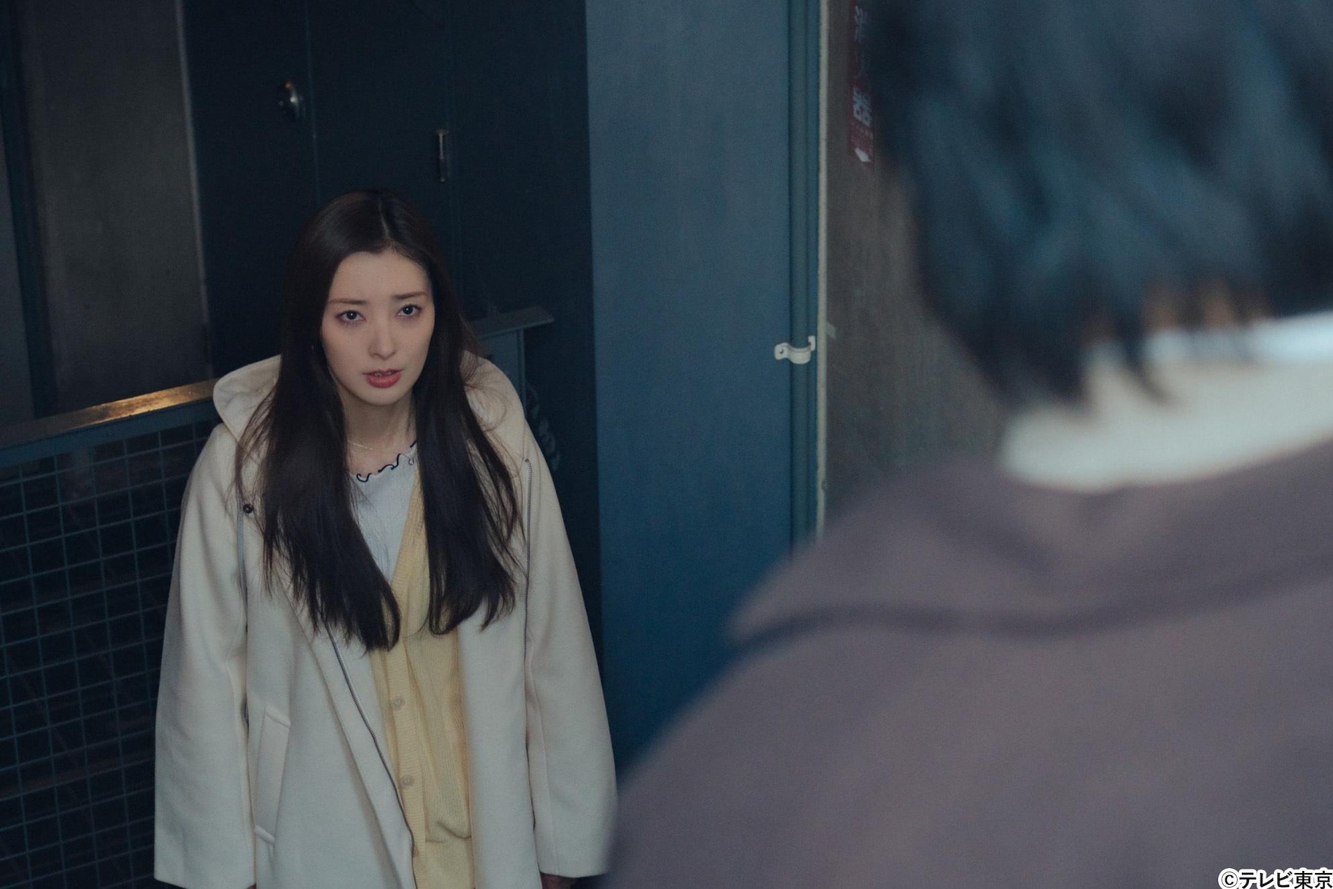 仕事から帰ってきた不倫夫に久しぶりにキスをされかけた妻は、咄嗟に拒んでしまい…