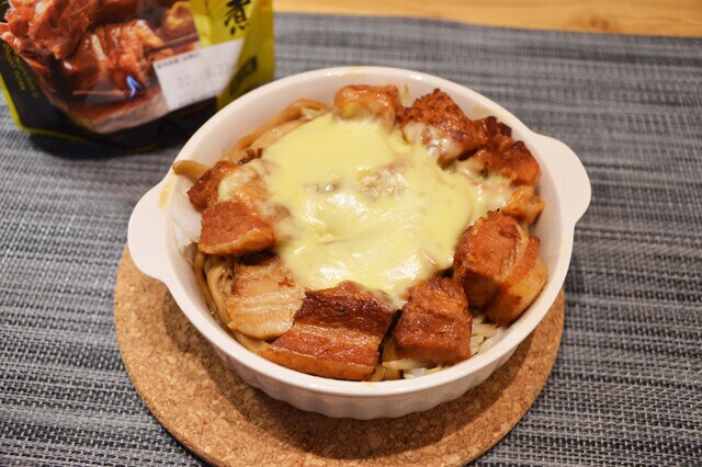 4.黄金豚角煮の豚ラーメングラタン