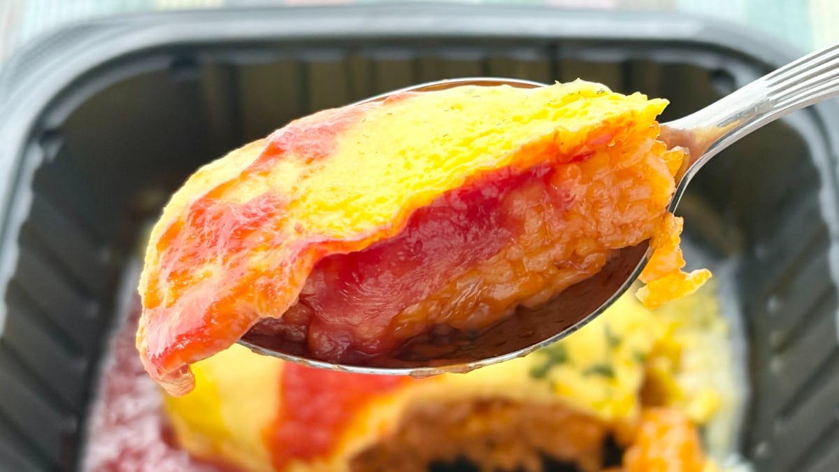 卵を1.8倍超の厚みにリニューアル！【ファミマ】人気店監修冷凍グルメ