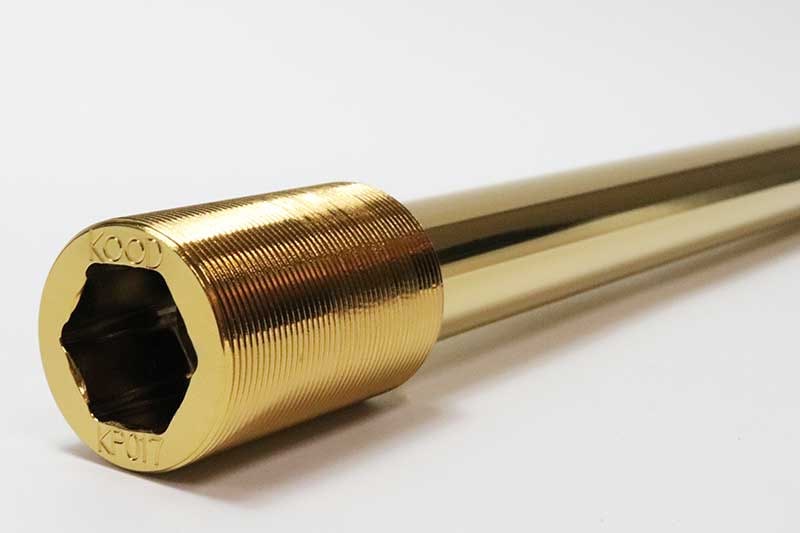 KOOD（クード）から Z900RSシリーズ用「チタンコーティングクロモリアクスルシャフト」が発売！ 記事1