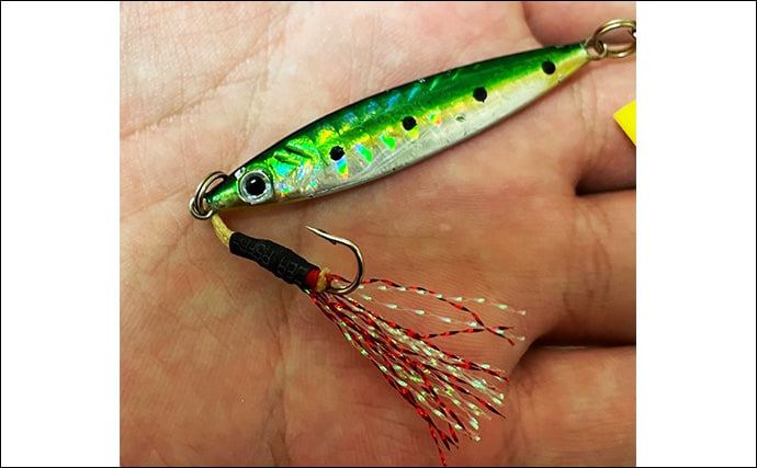 ショアジギにおける100均メタルジグの使い方と使い所 「安いから釣れない」は間違い!