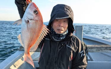 鳥羽沖のタイラバで45cm級マダイ手中【三重】渋い状況を粘りの釣りで攻略
