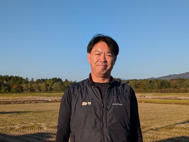 秋田県横手市で大規模農業法人を経営する株式会社みずほライス・熊谷賢社長は、「新米の売れ行きが鈍いので、価格の先行きは不透明」と語る