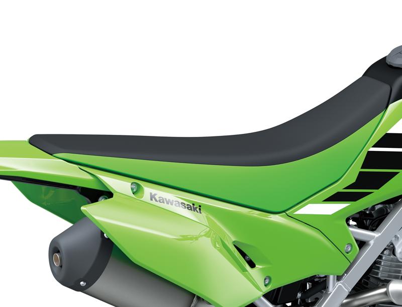 カワサキからフルモデルチェンジとなったコンペティションモデル「KLX230R」「KLX230R