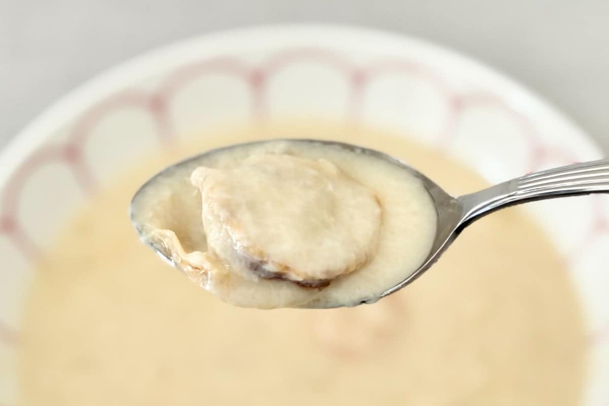 大きめサイズのホタテとエビ、みっけ!【ファミマ】のあったかシチュー