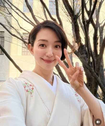 Instagram:松島花(@hana_matsushima_official)より