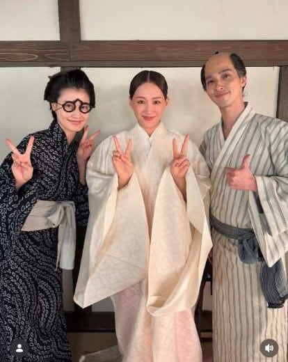 Instagram:綾瀬はるか(@ayaseharuka_official)より