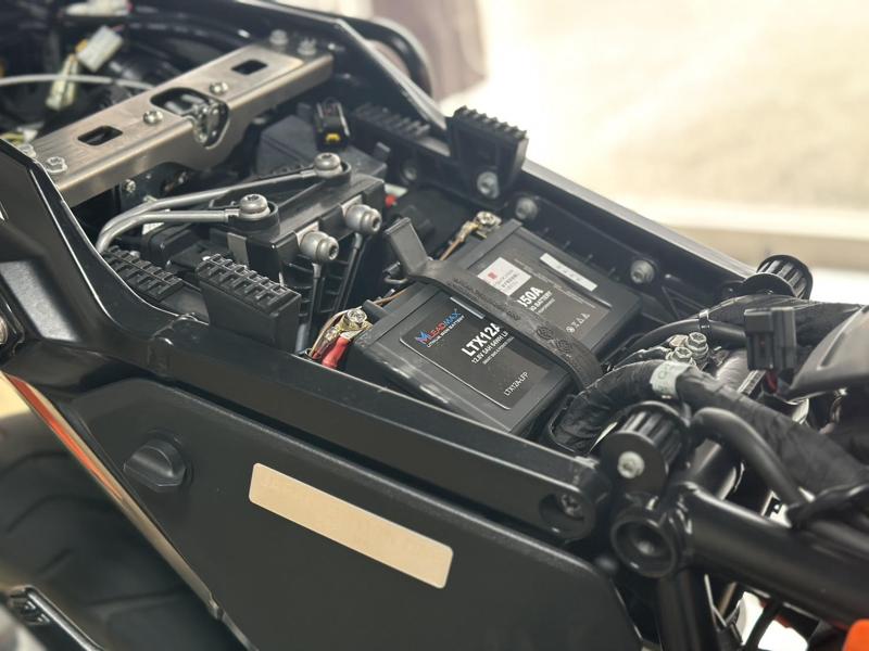 Bluetooth内臓・次世代インテリジェンス・リチウムイオン・ モーターサイクル用スターターバッテリー 『Lead