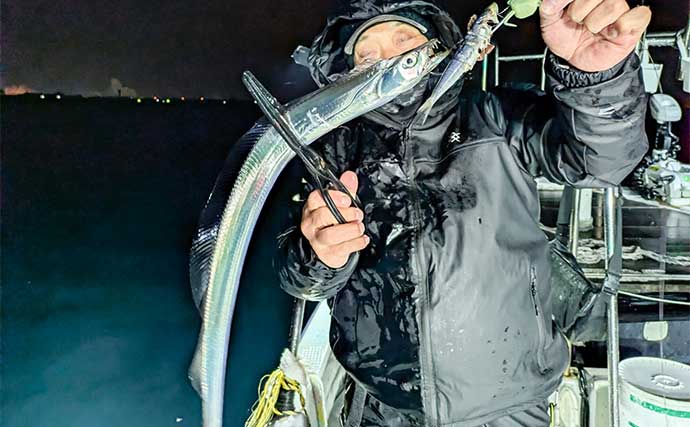 「まるで修行？」富山湾のナイトテンヤタチウオ釣りで指4本級手中【富山県】