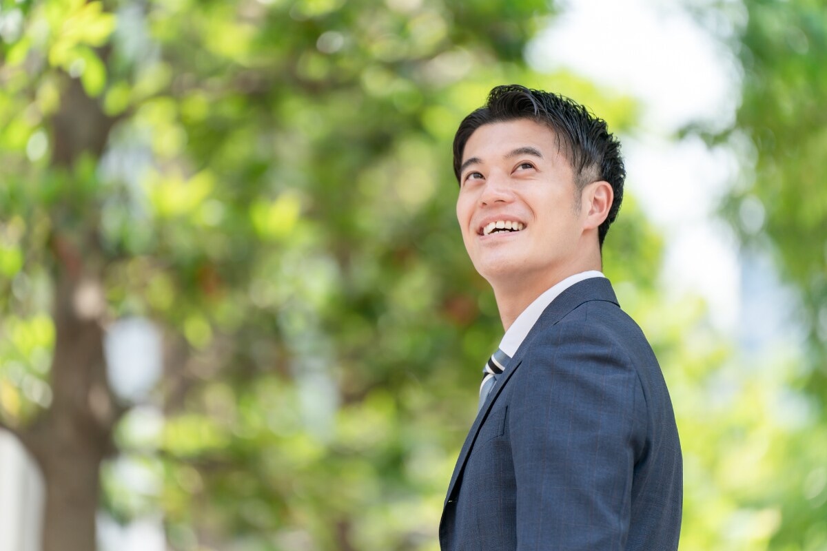 長年の友情が壊れ、家族生活まで狂い始めた……友人に50万を貸した世帯年収520万・32歳男性が味わった深い後悔