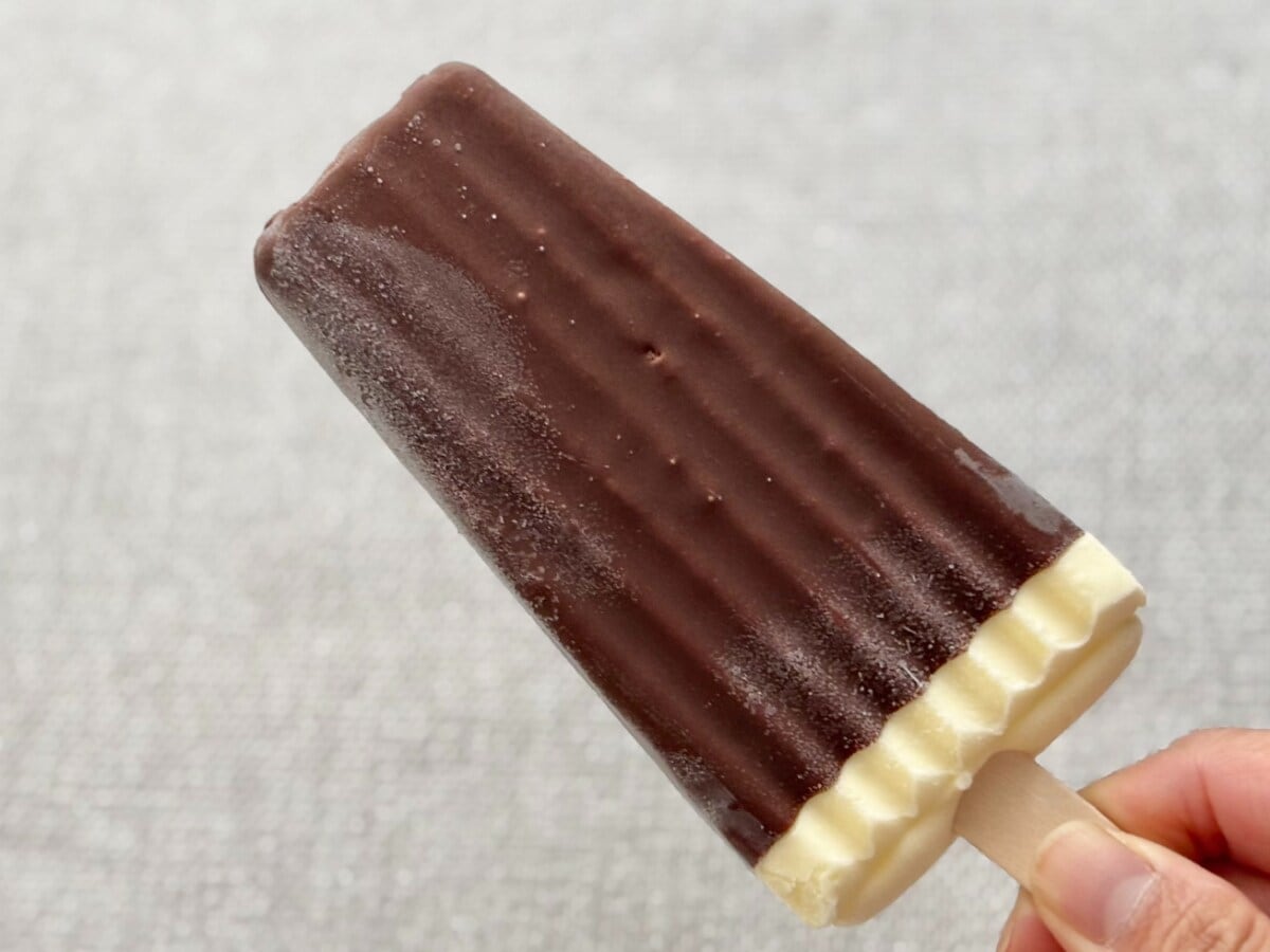 外も中もバリバリで食べ応え満点！【ファミマ限定】どでかアイスが復活