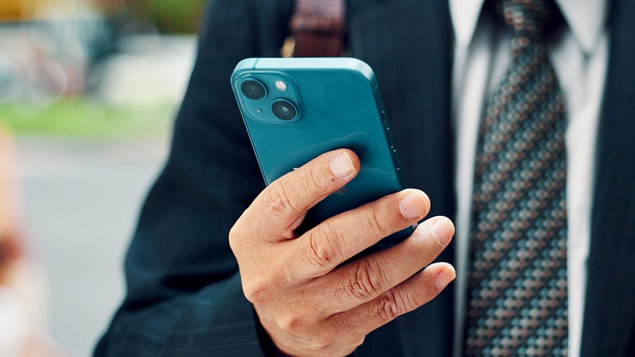 仕事で使う社用スマホ、実はiPhoneが多数派? AIアプリ導入の波も【MMD研究所調査】の画像4