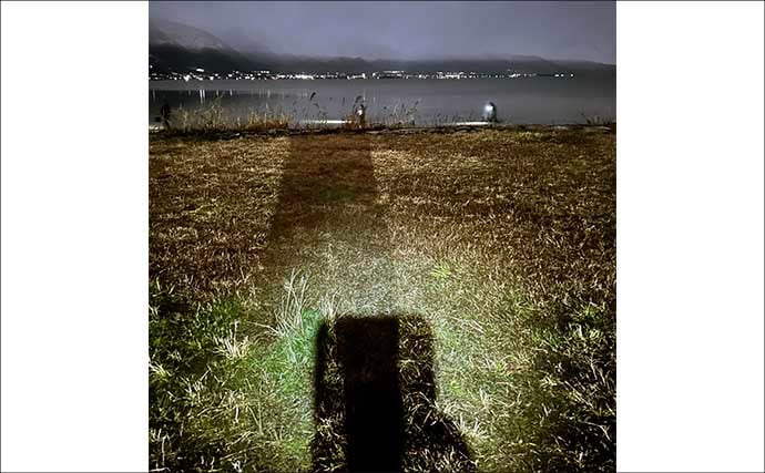 冬の風物詩「琵琶湖ワカサギすくい」に挑戦！　100匹超えの結果に満足