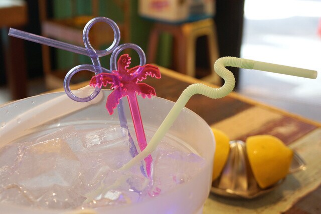 あの、ひとりなんですけど......  