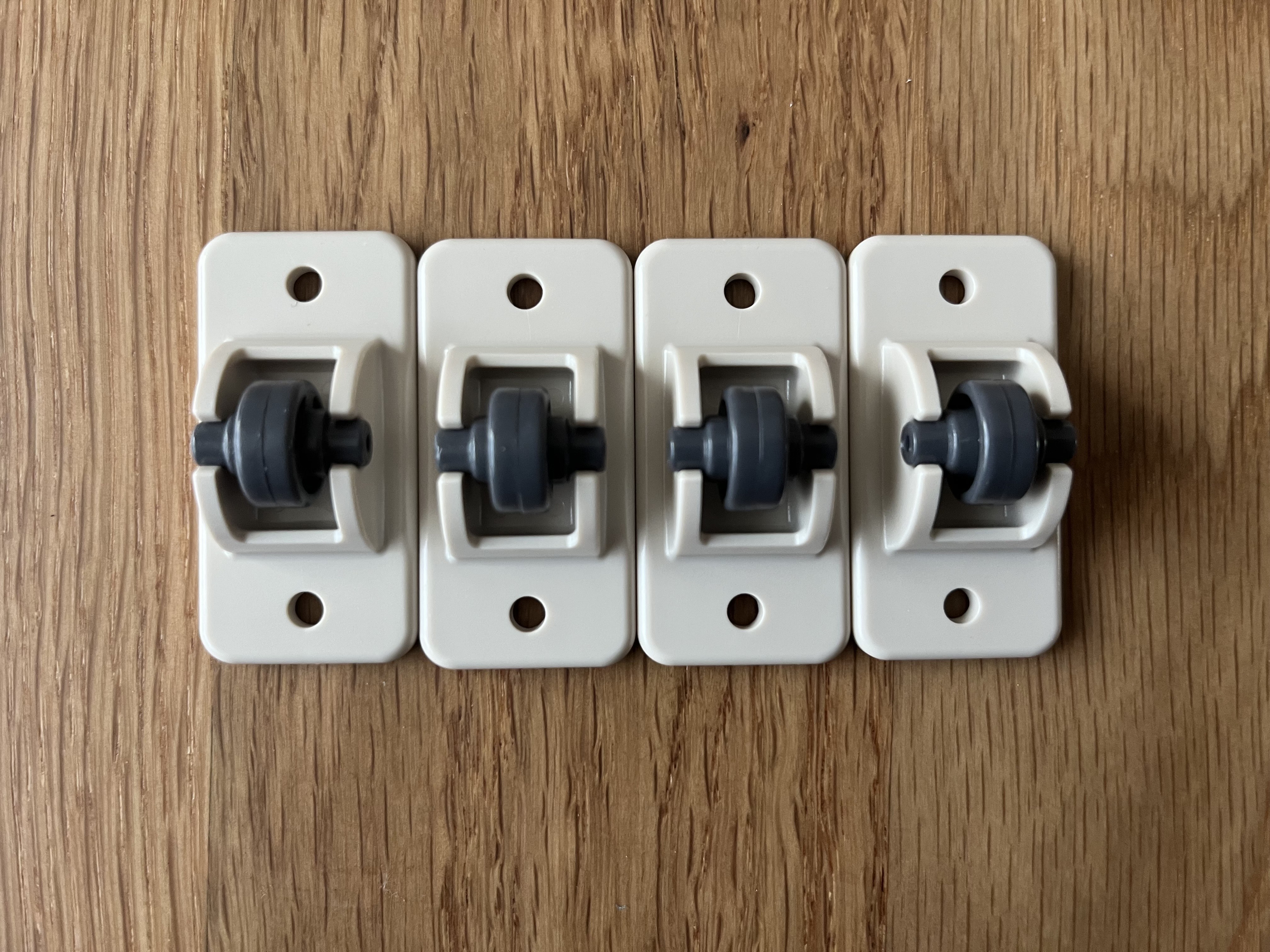 100均キャスターの売り場はどこ?ダイソー・セリア・キャン★ドゥの商品を買ってみた!