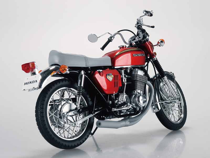 カスタムパーツを新規金型で再現した旧車プラモデル「CB400FOUR&CB750 FOUR」がアオシマから登場! 記事7