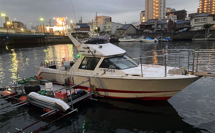 奥伊勢湾のサワラキャスティングゲームで60cm本命と対面成功　ブレード付きジグにヒット