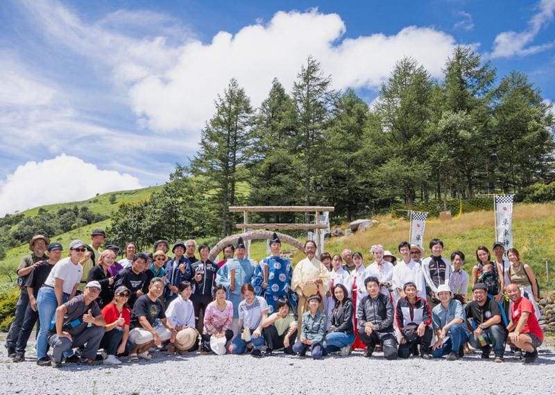 令和7年9月7日(日)標高約1600メートル単車神社(オートバイ神社)例大祭。全国のバイク関係者が集まり、全国バイク乗り約1000万人の「交通安全祈願」を雲の上から祈る