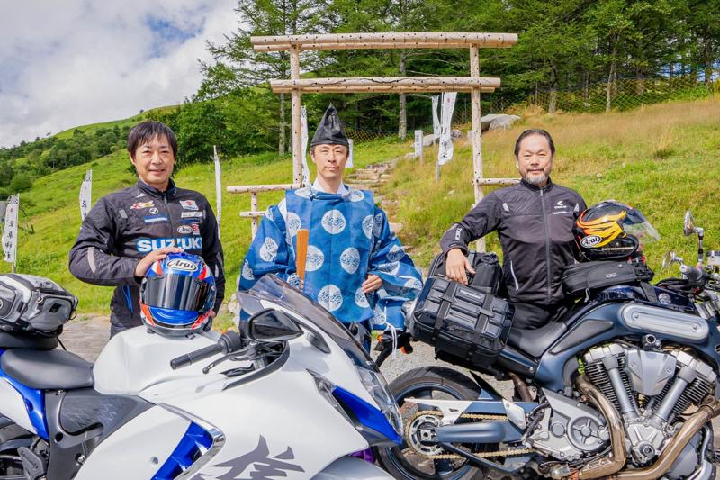 令和7年9月7日(日)標高約1600メートル単車神社(オートバイ神社)例大祭。全国のバイク関係者が集まり、全国バイク乗り約1000万人の「交通安全祈願」を雲の上から祈る
