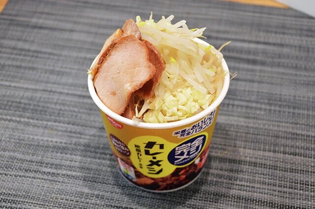 （５）完成！「カレーメシのジローメシ」