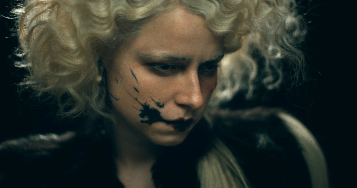 『ザ・ブライド！』新場面写真_©Niko Tavernise.jpg