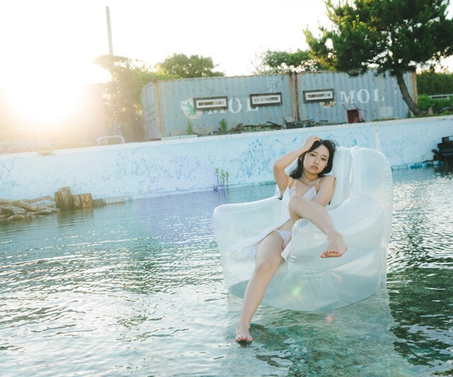 デジタル写真集『ファンタジーノンフィクション』(撮影/カノウリョウマ)より